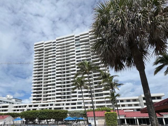 Apartment for sale  Unit #PH114 - photo 6234316