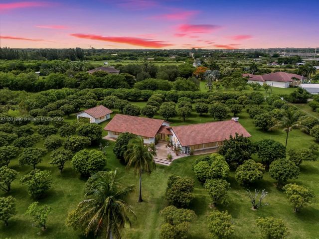 Home for sale at 14025 SW 208th St - photo 6264648