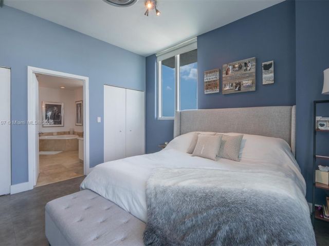 Apartment for sale  Unit #1604 - photo 6236959