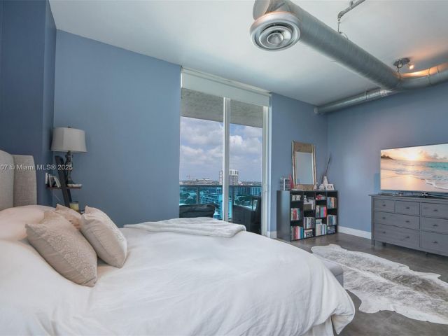 Apartment for sale  Unit #1604 - photo 6236960