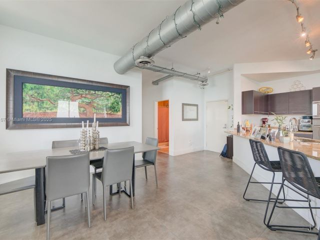 Apartment for sale  Unit #1604 - photo 6236963