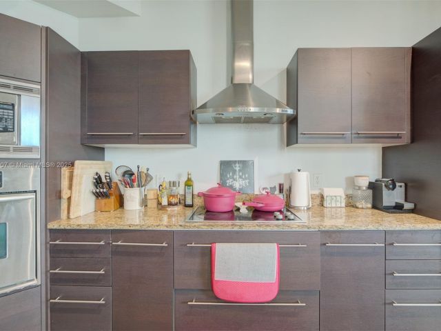 Apartment for sale  Unit #1604 - photo 6236966