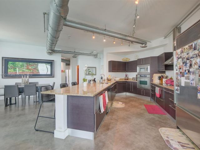 Apartment for sale  Unit #1604 - photo 6236968