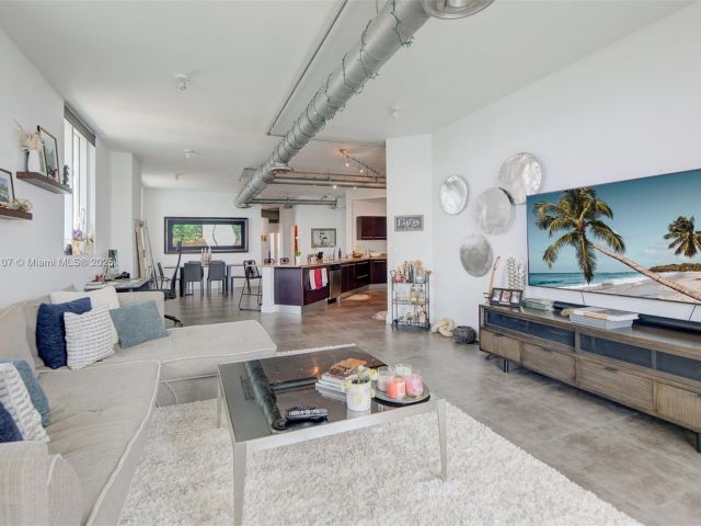 Apartment for sale  Unit #1604 - photo 6236969