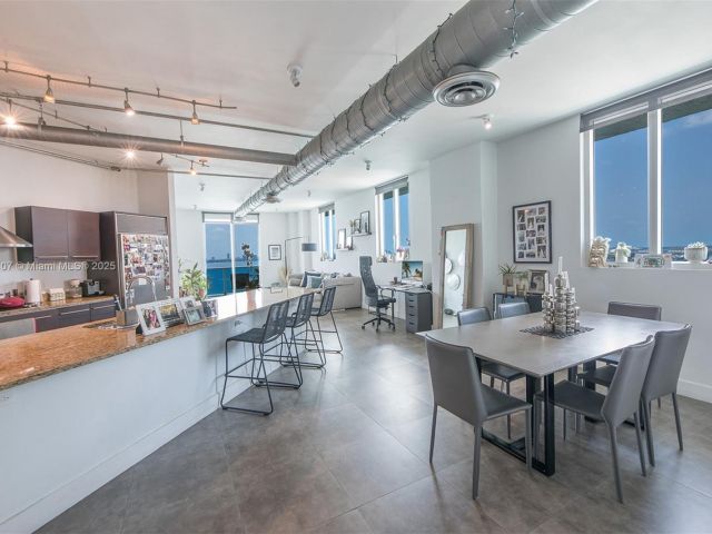 Apartment for sale  Unit #1604 - photo 6236972