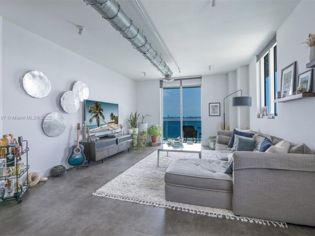 Apartment for sale  Unit #1604 - photo 6236975