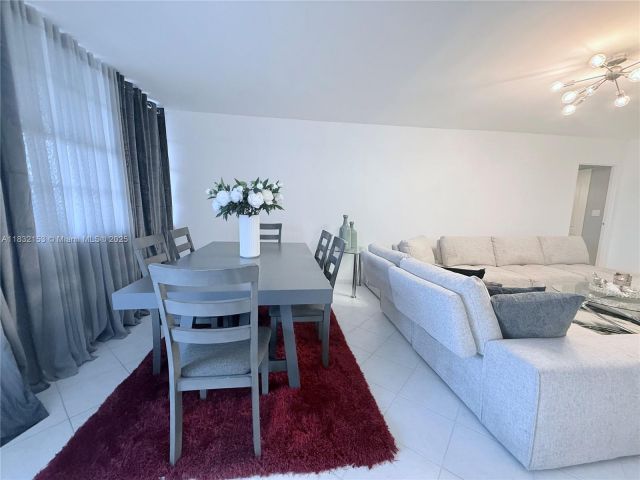 Apartment for sale  Unit #2307 - photo 6249389