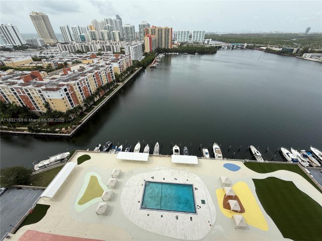 Apartment for sale  Unit #2307 - photo 6249397