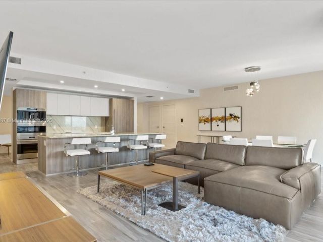 Apartment for rent  Unit #4708 - photo 6261027