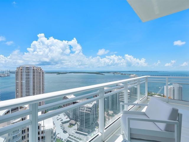 Apartment for sale  Unit #3103 - photo 6235857