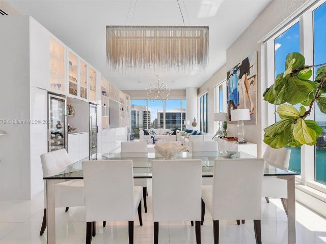 Apartment for sale  Unit #3103 - photo 6235868