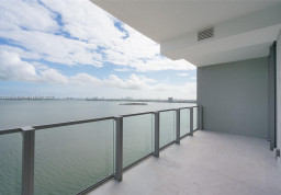 Apartment #1603 at Biscayne Beach