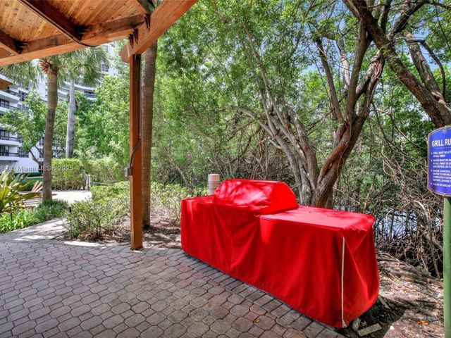 Apartment for sale  Unit #1606 - photo 6237465