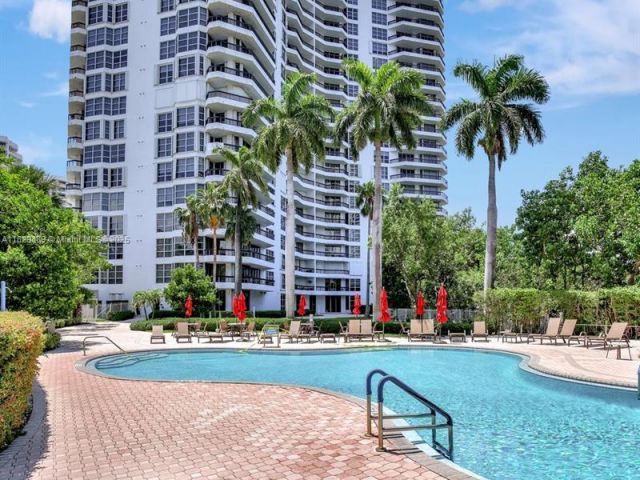 Apartment for sale  Unit #1606 - photo 6237469