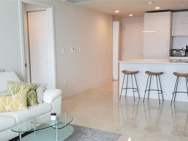 Apartment for sale  Unit #4511 - photo 6235802