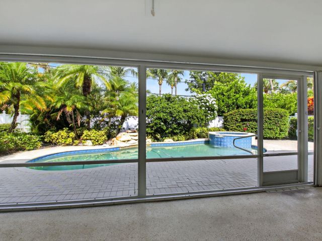 Home for sale at 1345 SW 9th Avenue - photo 6274503