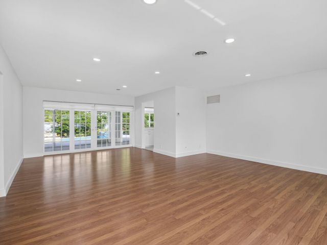 Home for sale at 1345 SW 9th Avenue - photo 6274505