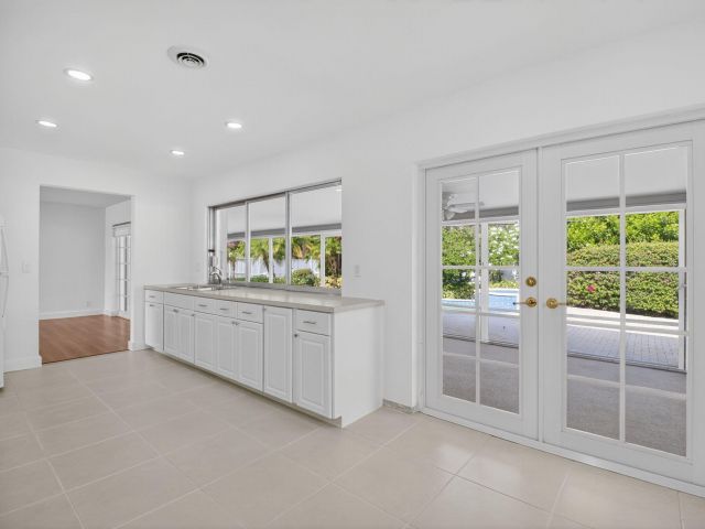 Home for sale at 1345 SW 9th Avenue - photo 6274507