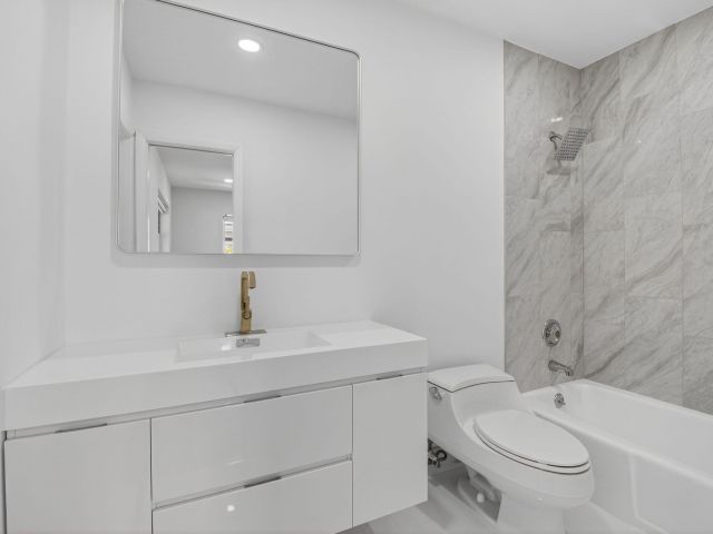 Home for sale at 1345 SW 9th Avenue - photo 6274511