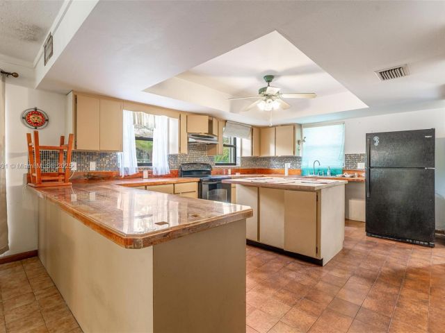 Home for sale at 576 Marshall Rd - photo 6255392