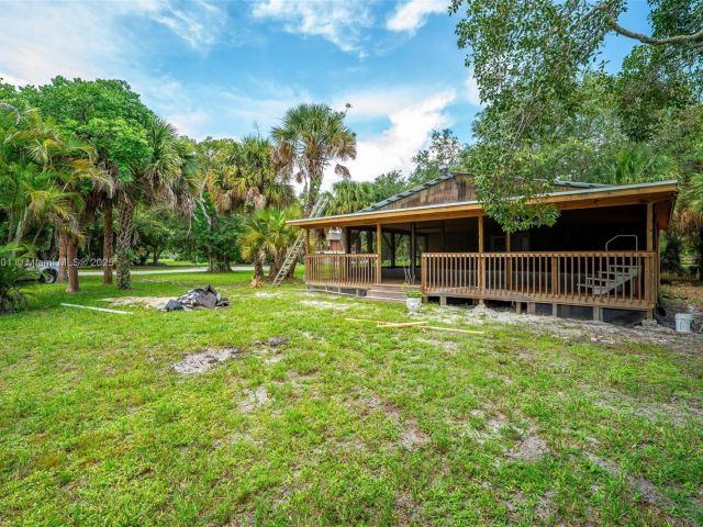 Home for sale at 576 Marshall Rd - photo 6255398