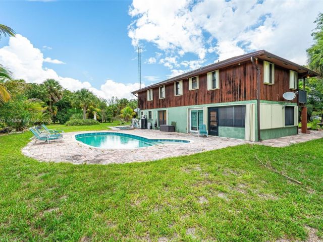 Home for sale at 576 Marshall Rd - photo 6255400