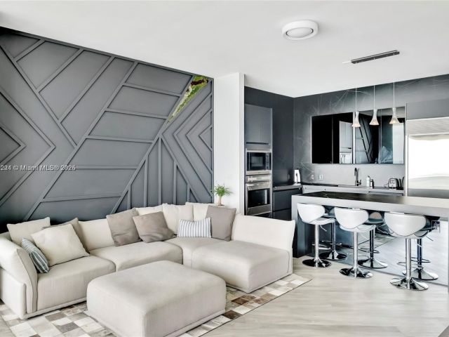 Apartment for sale  Unit #3408 - photo 6236932