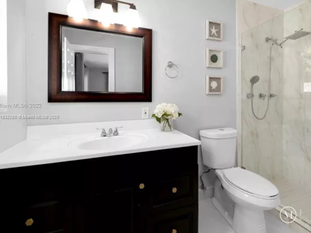 4-bedroom home for sale in Wilton Manors - 2900 NW 9th Ave - MondialRealty