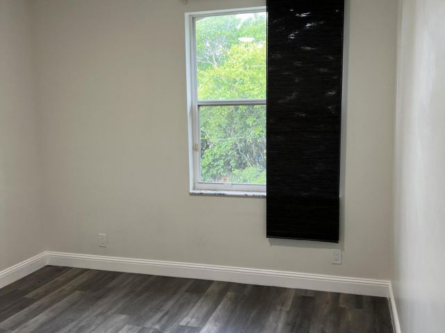 Home for rent at 5076 SW 38th Way - photo 6275033