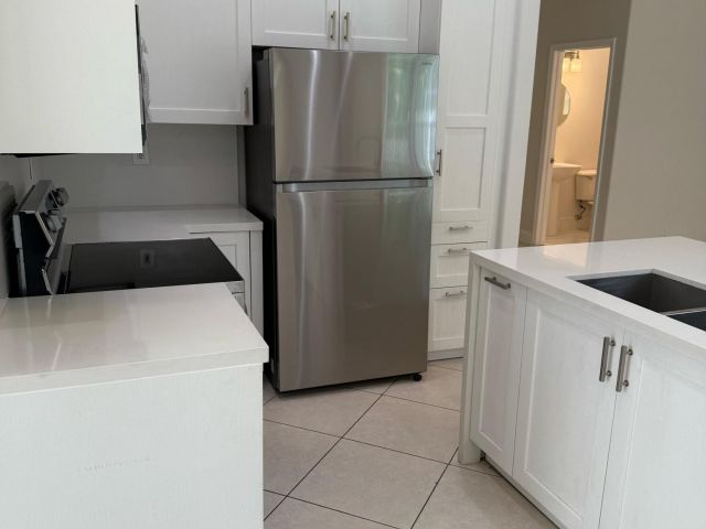 Home for rent at 5076 SW 38th Way - photo 6275038