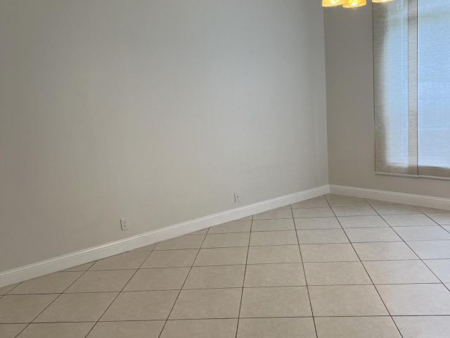 Home for rent at 5076 SW 38th Way - photo 6275048