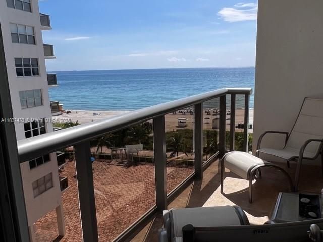 Apartment for rent  Unit #823 - photo 6237445