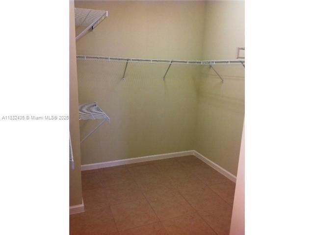 Home for rent at 2950 St Thomas Dr 2950 - photo 6234923