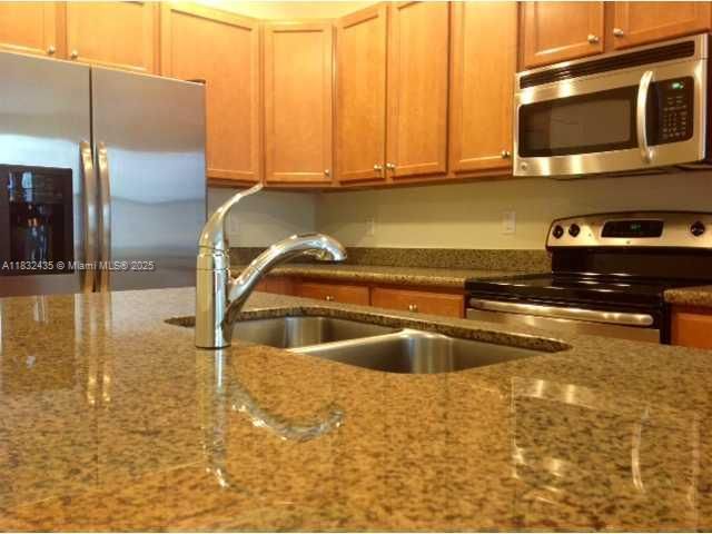 Home for rent at 2950 St Thomas Dr 2950 - photo 6234933