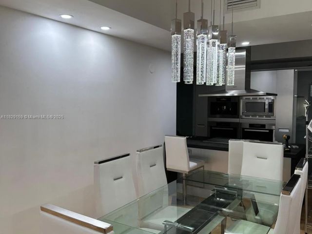 Apartment for sale  Unit #1202 - photo 6237095