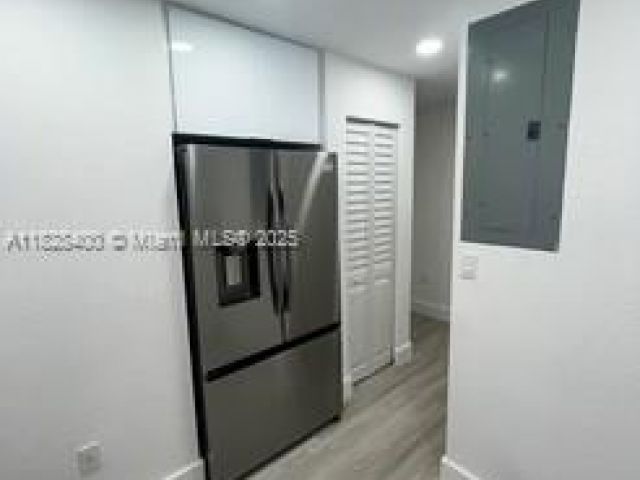 Home for sale at 968 N 18th Ct - photo 6236030