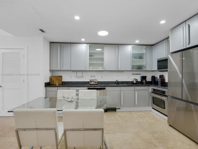 Apartment for sale  Unit #1631 - photo 6283955