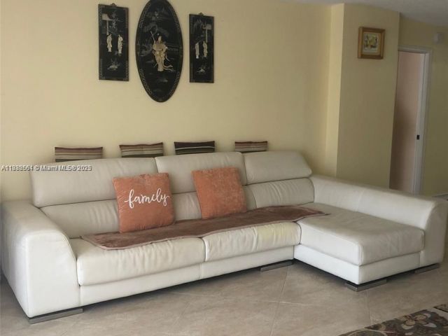 Apartment for sale  Unit #5H - photo 6240293