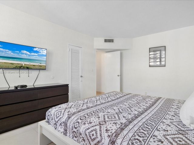 Apartment for sale  Unit #8X - photo 6241907