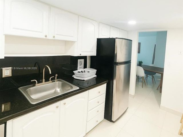 Apartment for sale  Unit #8X - photo 6241913