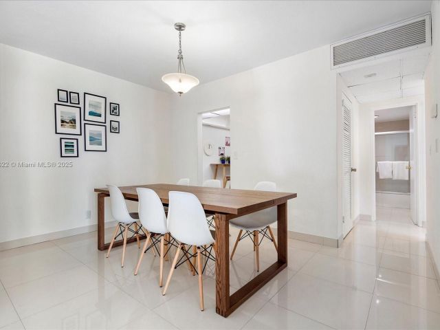 Apartment for sale  Unit #8X - photo 6241917