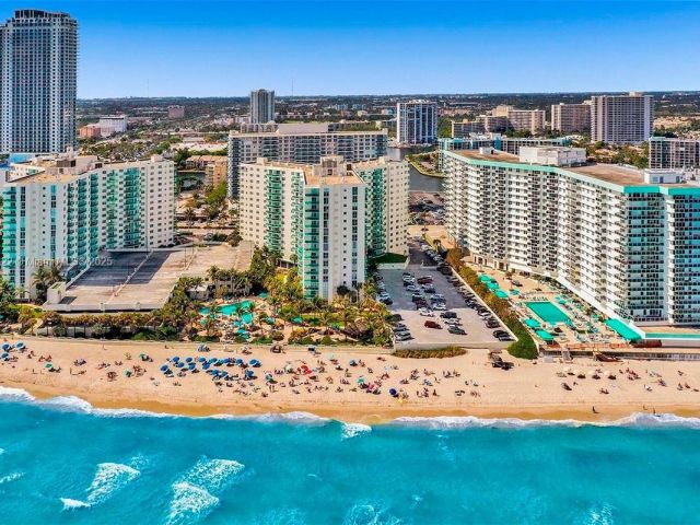 Apartment for sale  Unit #8X - photo 6241926