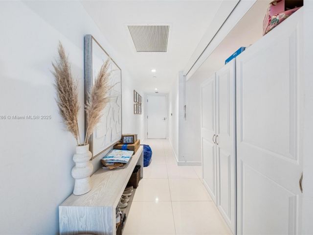 Apartment for sale  Unit #4B-S - photo 6260229