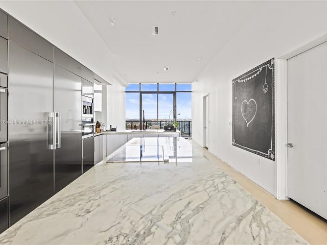 Apartment for sale  Unit #1506 - photo 6236452