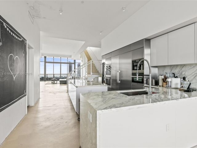 Apartment for sale  Unit #1506 - photo 6236453