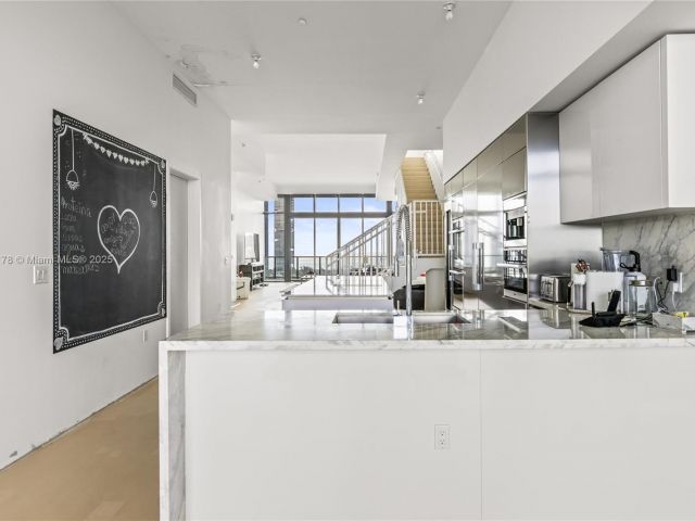 Apartment for sale  Unit #1506 - photo 6236454