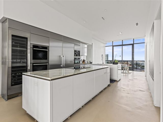 Apartment for sale  Unit #1506 - photo 6236455