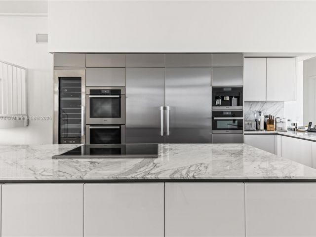 Apartment for sale  Unit #1506 - photo 6236457