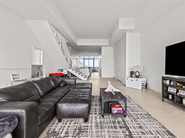 Apartment for sale  Unit #1506 - photo 6236458