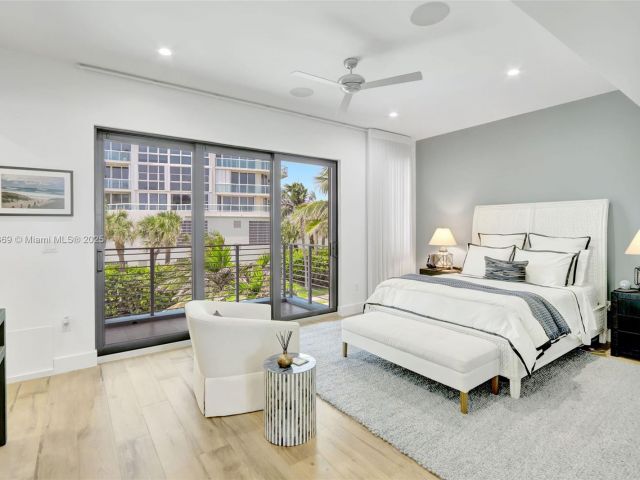 Home for sale at 324 Balboa St - photo 6236126